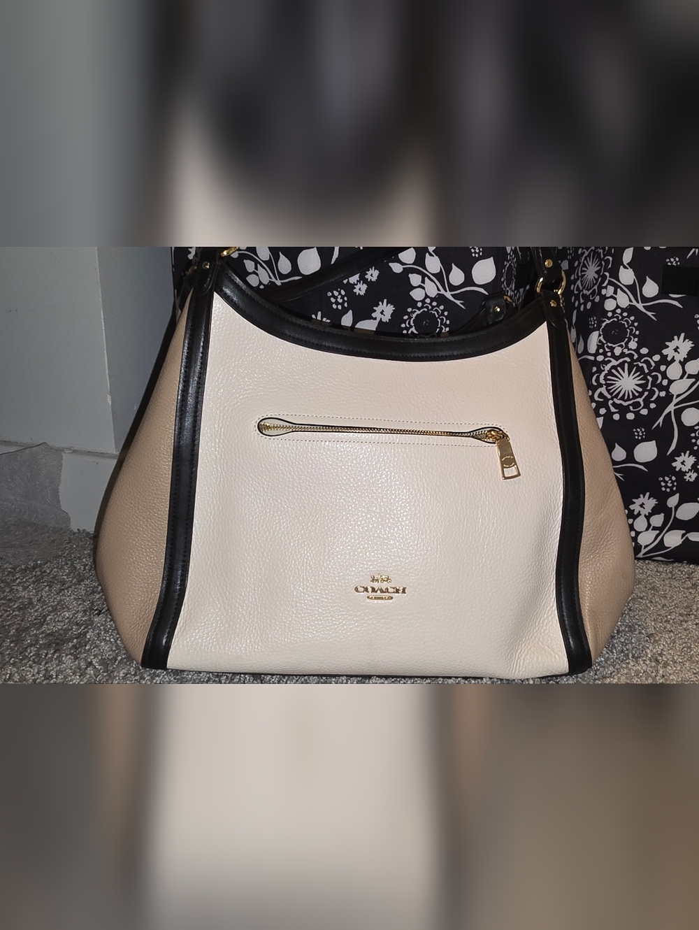 Coach Cream and Black Leather Shoulder Bag - Coach